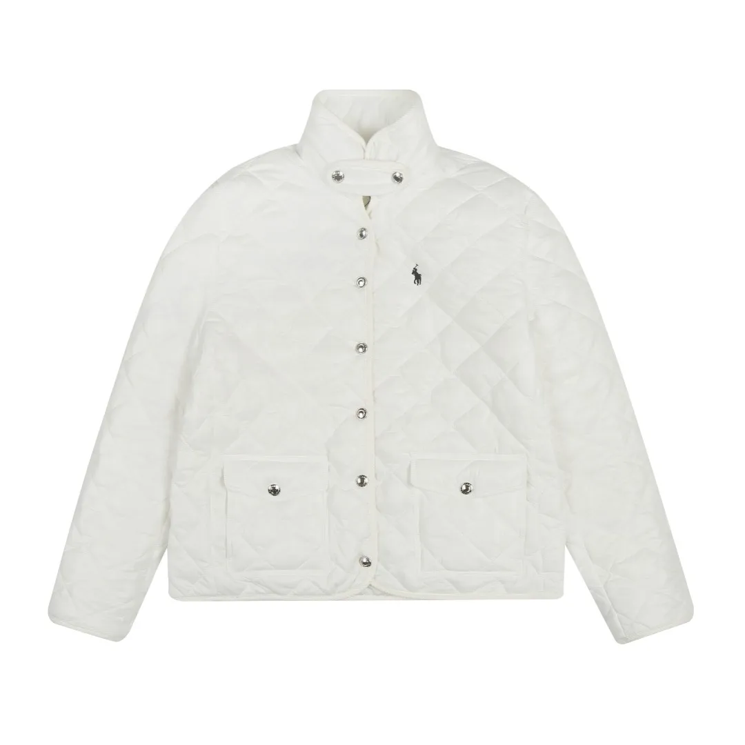 P350 white background picture [popular in winter] Style number: 24376# Color: milk white/navy blue/khaki/black/grey green Size: S to Soft and comfortable✅ - Customized double-circle brand hardware buckle back waist with freely adjustable elastic design✅ - RL three-color diamond-shaped cotton jacket, 100% restoration, corduroy strips running through the whole body, no knots and no overlaps, artificial curling, fine workmanship, highly recommended, rare cotton jacket that does not look bloated, can be worn as an inner layer in the north, multiple neckwear styles, elastic waistline on the back, freely adjustable waist, matt memory technology on the face, with a cotton feel, not to be missed, highly recommended